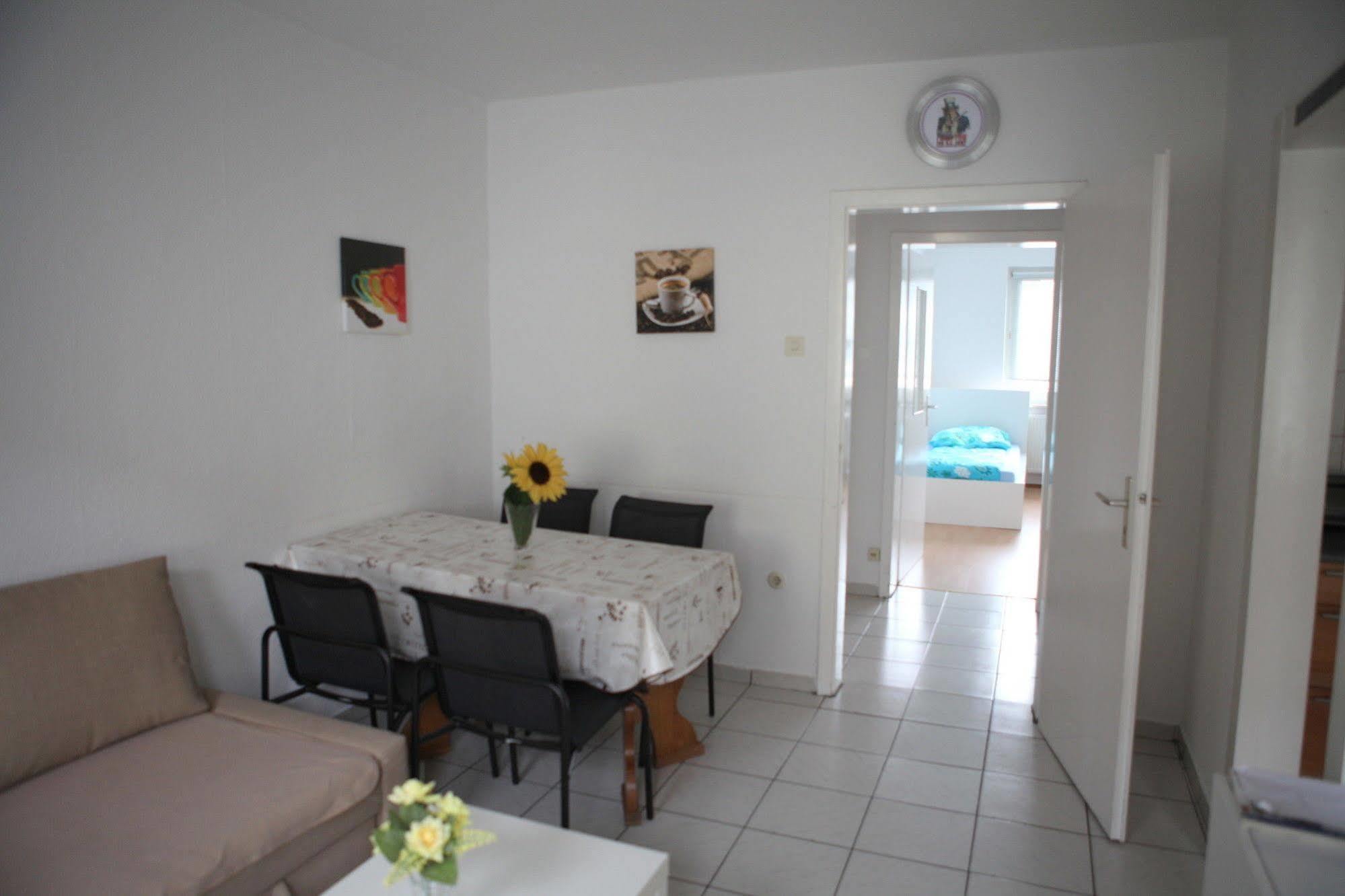 White House Bochum Ehrenfeld Appartement Buitenkant foto